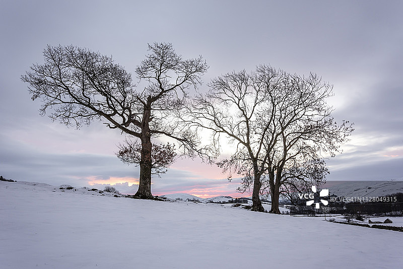 约克郡河谷日出图片素材
