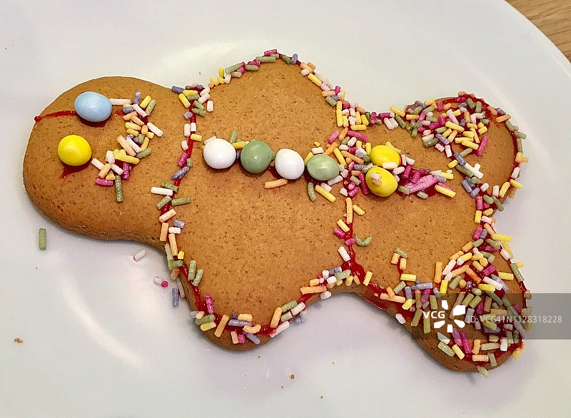 儿童装饰的姜饼人饼干图片素材