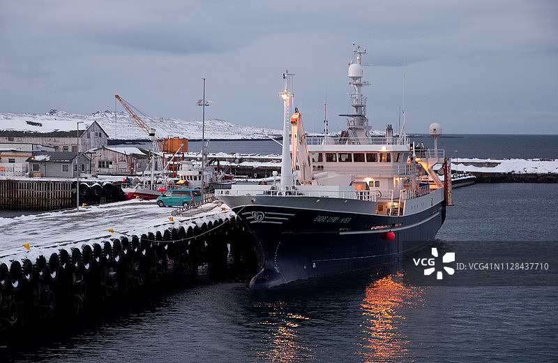 挪威北部瓦尔德港口图片素材
