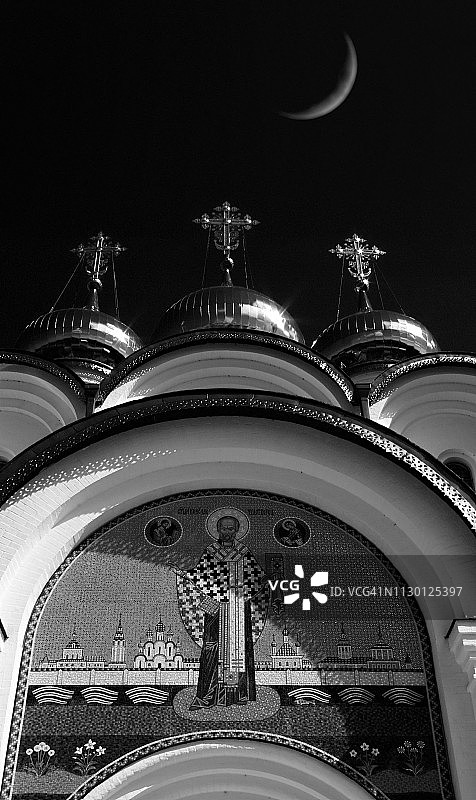 俄罗斯的十字架和圆顶建筑图片素材