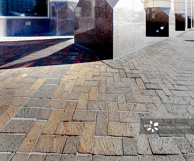 现代建筑外的开放区域图片素材