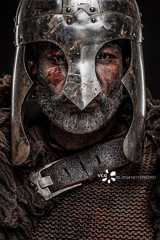 黑人男性维京人图片素材