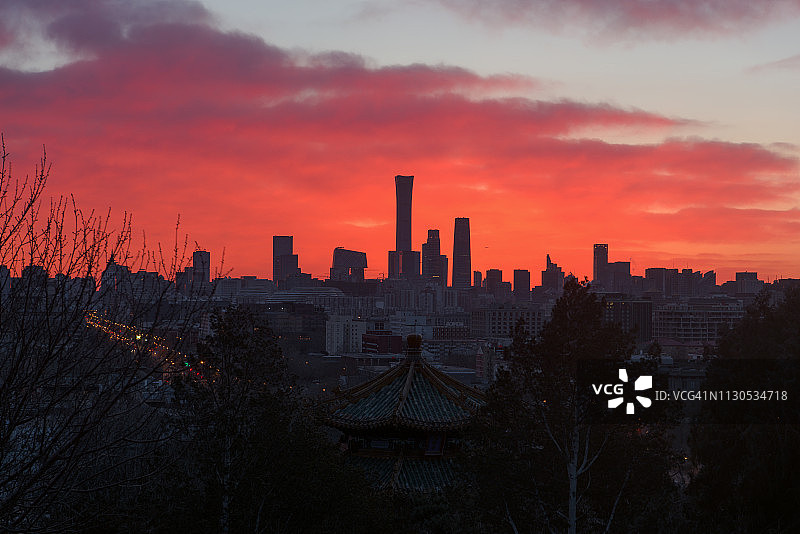 北京中央商务区黎明的引人注目的景色图片素材