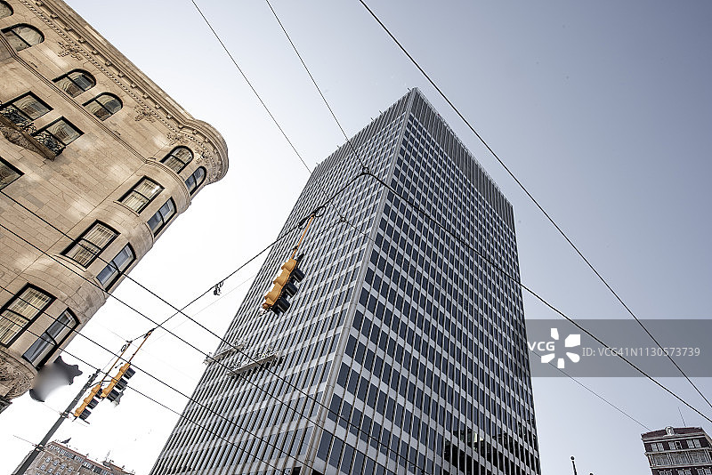 城市中的现代建筑群图片素材