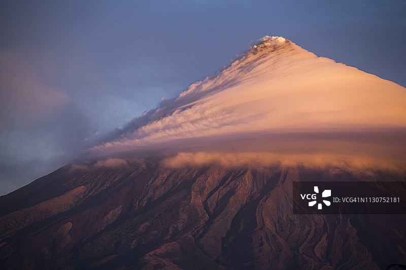 马荣火山图片素材
