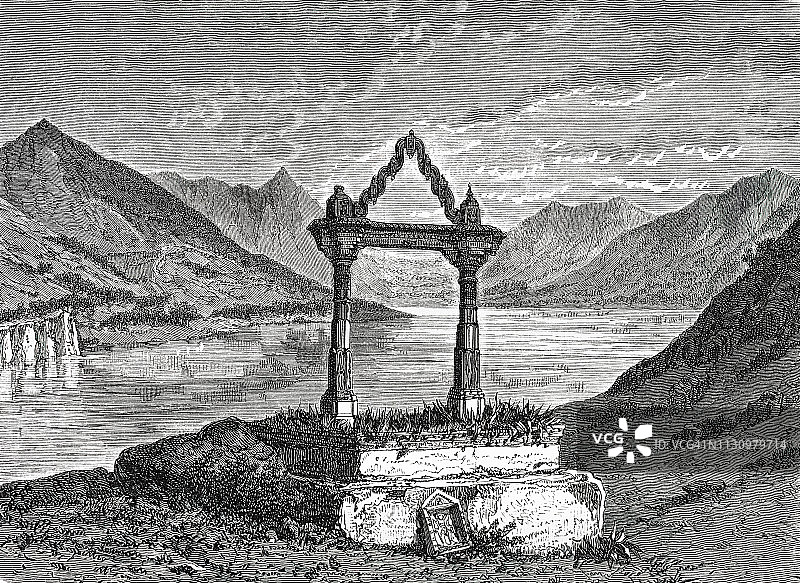 博尔迪-塔劳湖上的坟墓图片素材