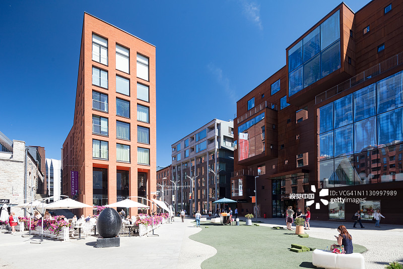 爱沙尼亚塔林Rotermann Quarter前工业区，已改建为商业、贸易和现代城市生活方式的综合中心图片素材