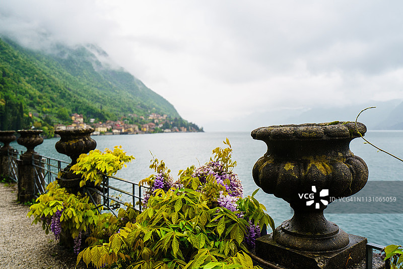 花园栏杆图片素材