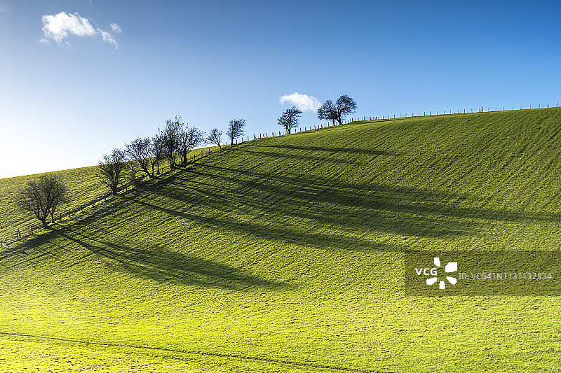 蒙茅斯郡特雷莱克的丘陵图片素材
