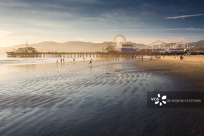 圣莫尼卡码头日落图片素材