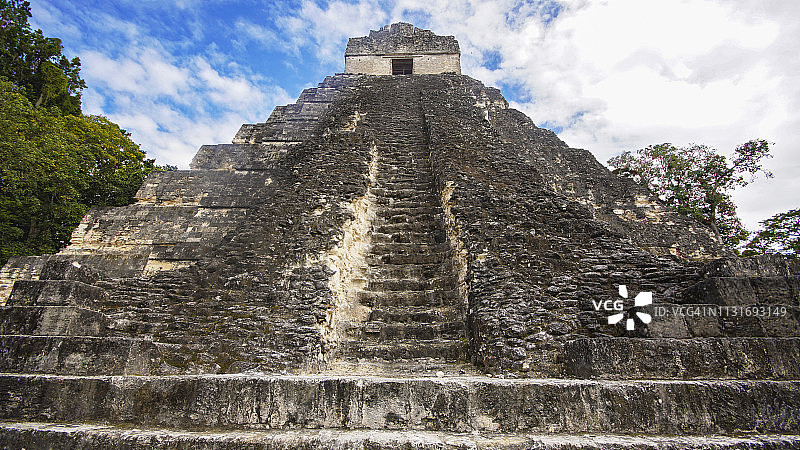 危地马拉蒂卡尔大美洲虎神庙或第一神庙图片素材
