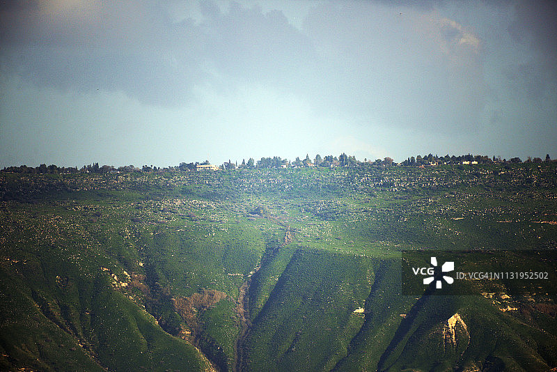 从提比里亚眺望戈兰高地图片素材