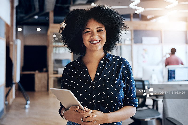 积极的心态影响整个工作场所图片素材