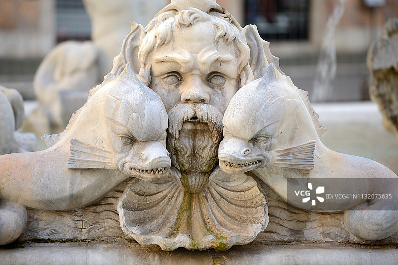 意大利罗马纳沃纳广场摩尔人喷泉巴洛克雕塑图片素材