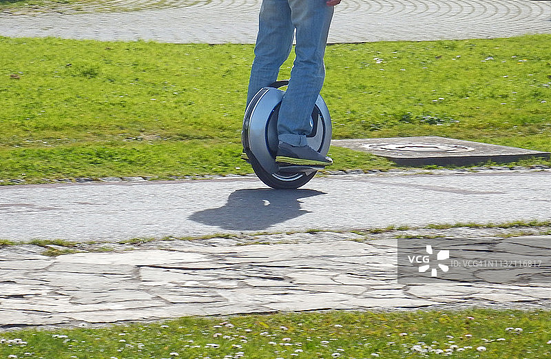 个人交通用独轮车图片素材