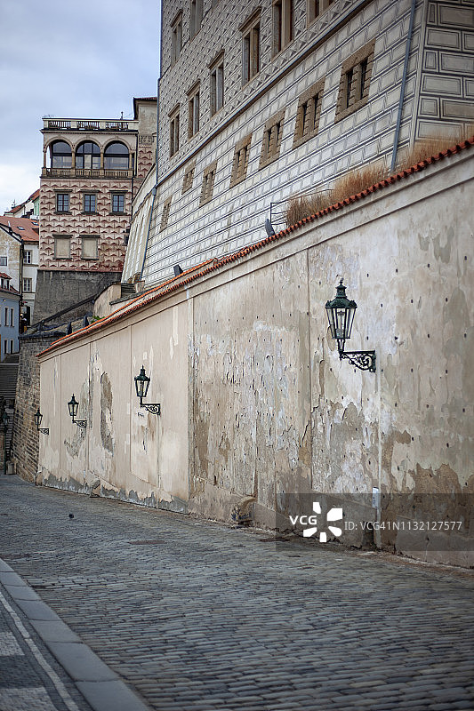 布拉格小城区鹅卵石街道图片素材