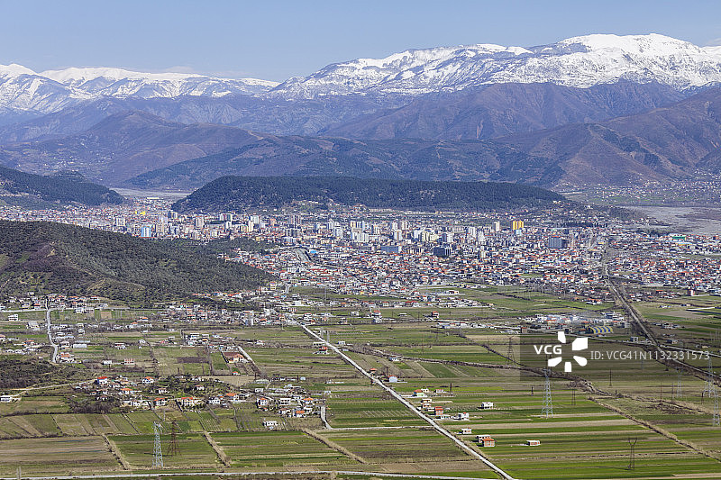 从高处拍摄的厄尔巴桑景色图片素材