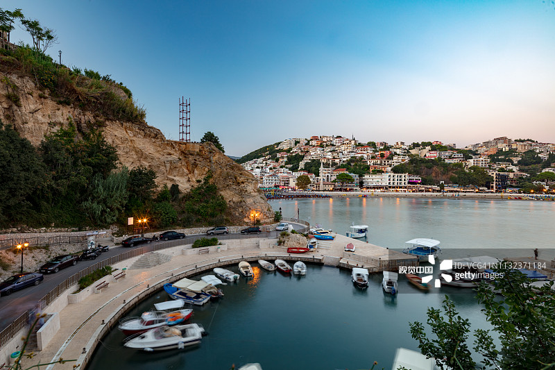 黑山乌尔齐尼港口区域日落，2018年图片素材