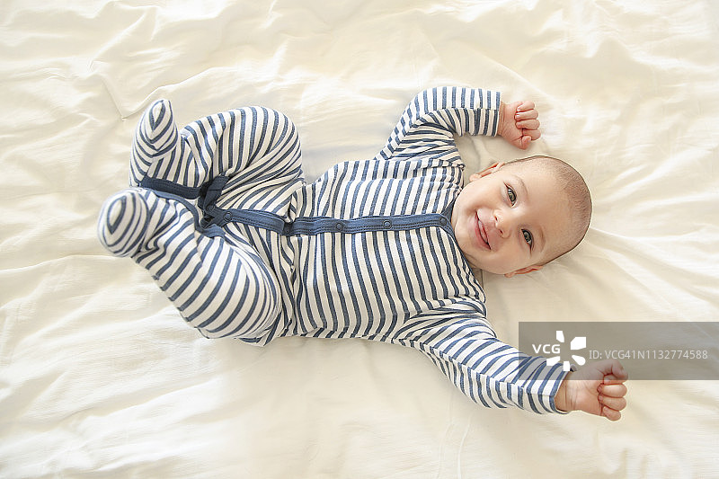 快乐的宝贝图片素材