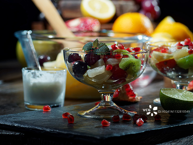 冬季水果沙拉图片素材