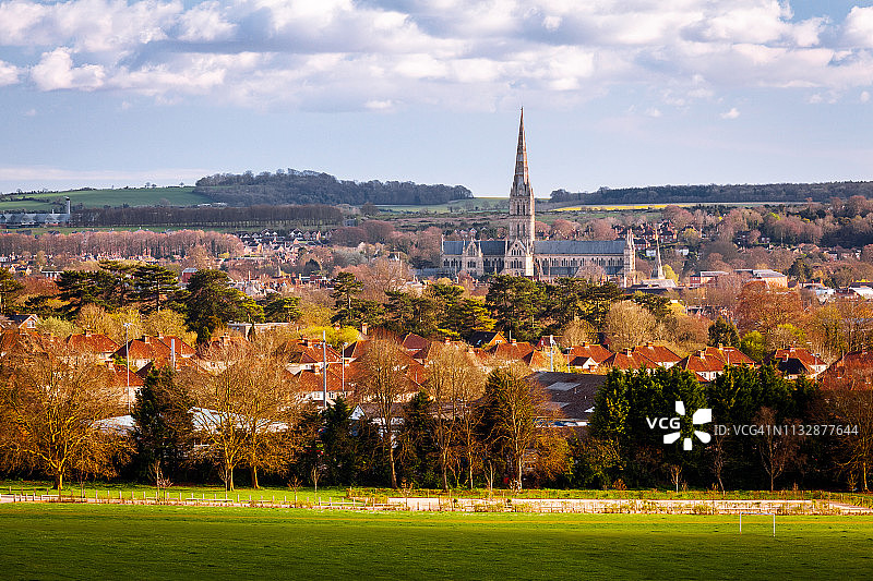 英国威尔特郡索尔兹伯里大教堂图片素材