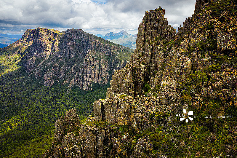 守护山图片素材