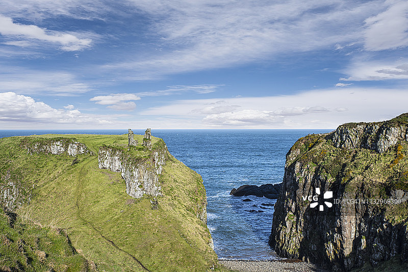邓塞韦里克城堡遗址图片素材
