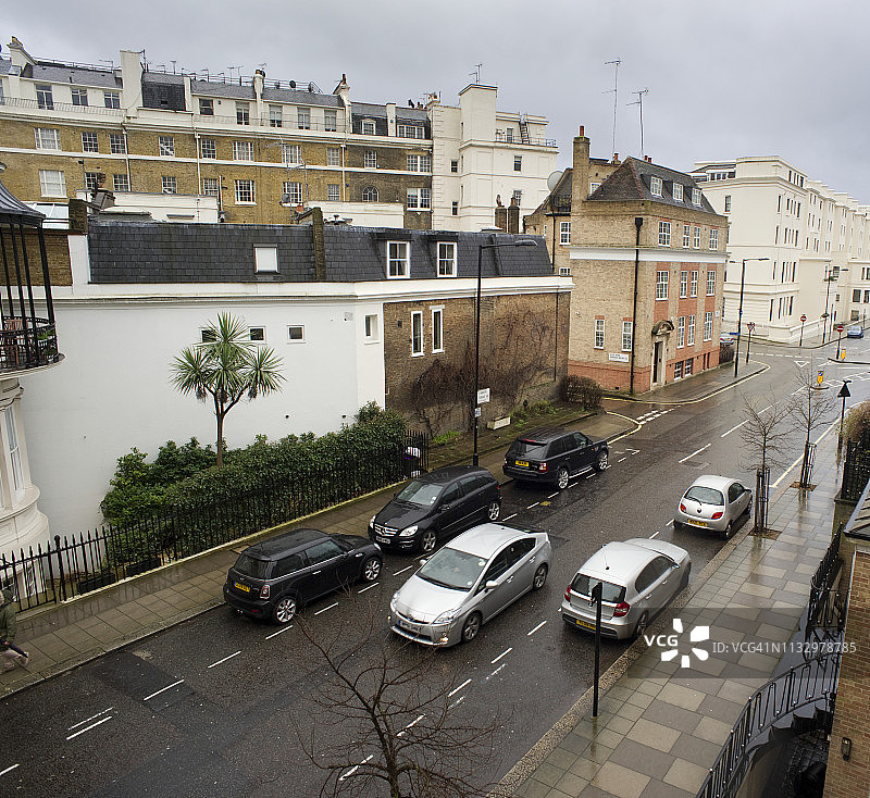 欧洲英国英格兰伦敦帕丁顿航拍城市街道停放的汽车图片素材