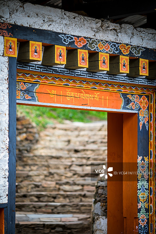 不丹贾卡尔入口处的元音附标文字图片素材