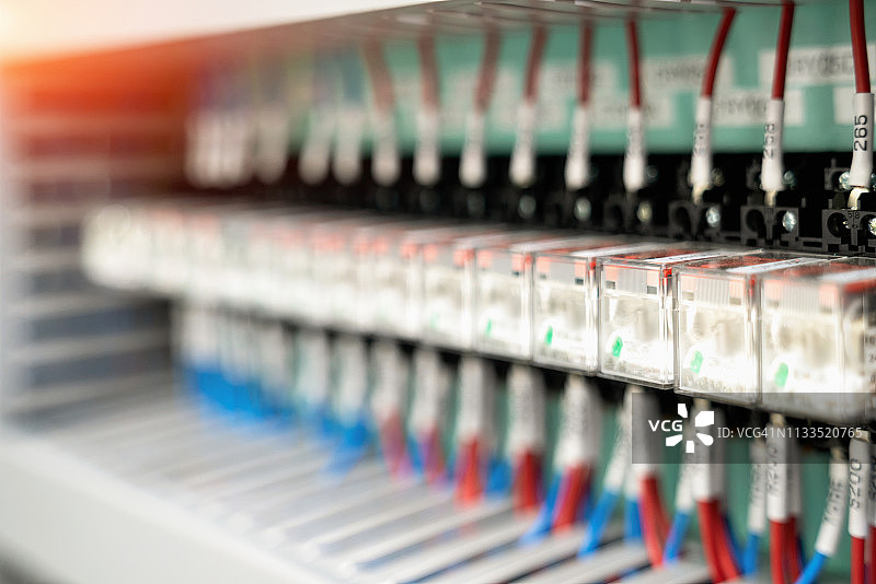 配电箱断路器电气控制面板图片素材