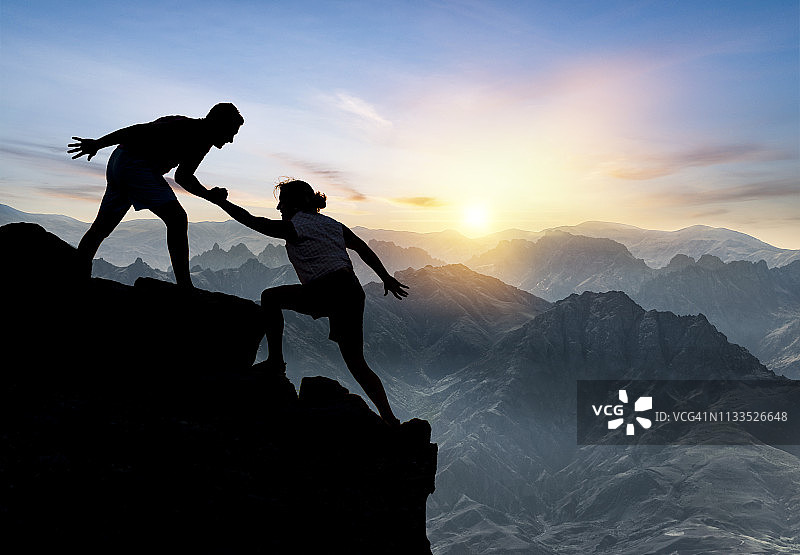 帮助徒步旅行者图片素材