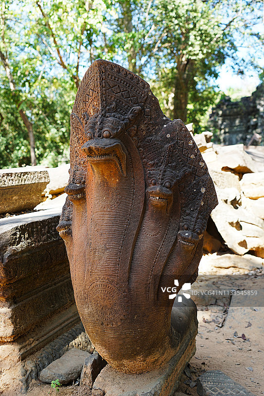 柬埔寨暹粒崩密列寺的那伽雕像图片素材