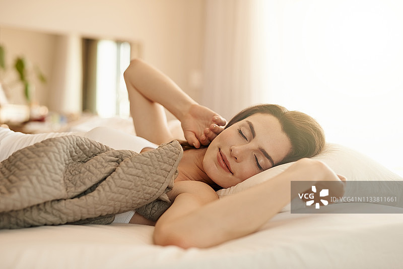 睡了个好觉图片素材