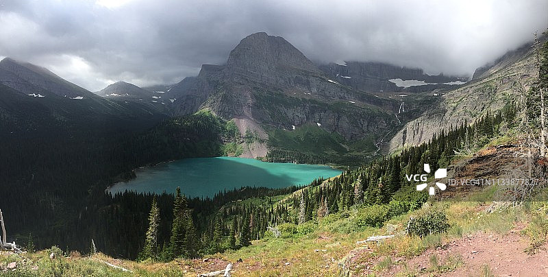 格林内尔冰川湖图片素材