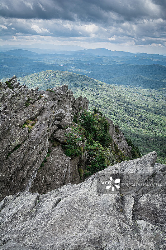 蓝岭山脉图片素材