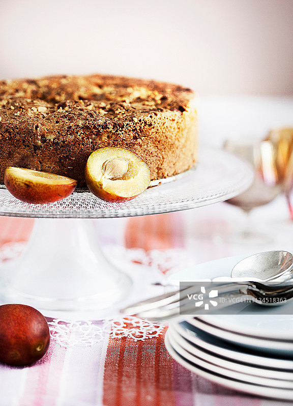 烤水果蛋糕盘图片素材