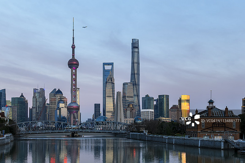 经典历史风貌的上海外滩图片素材