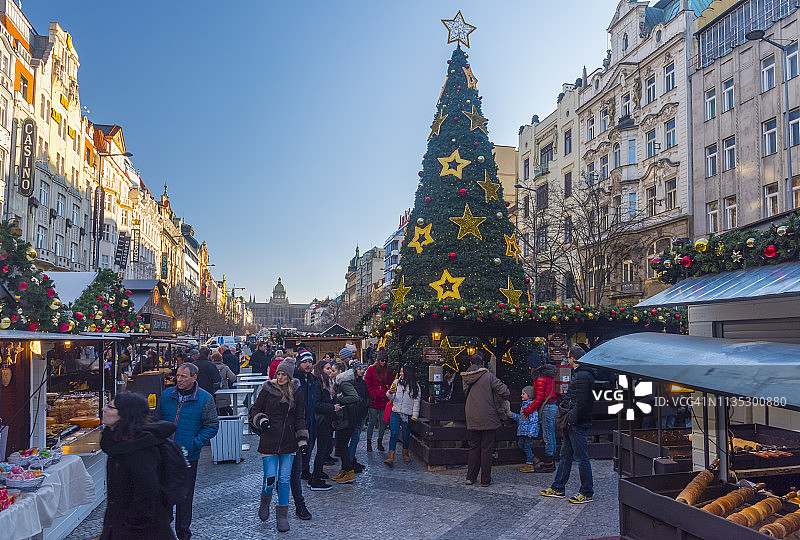 瓦茨拉夫广场，布拉格新城，捷克共和国，欧洲图片素材