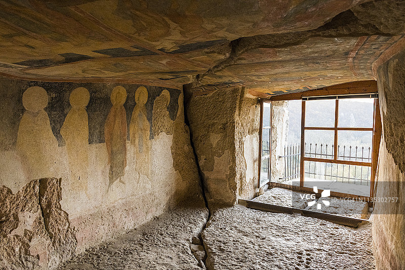 伊万诺沃岩石教堂圣母，联合国教科文组织世界遗产，保加利亚鲁森斯基洛姆河谷，欧洲图片素材