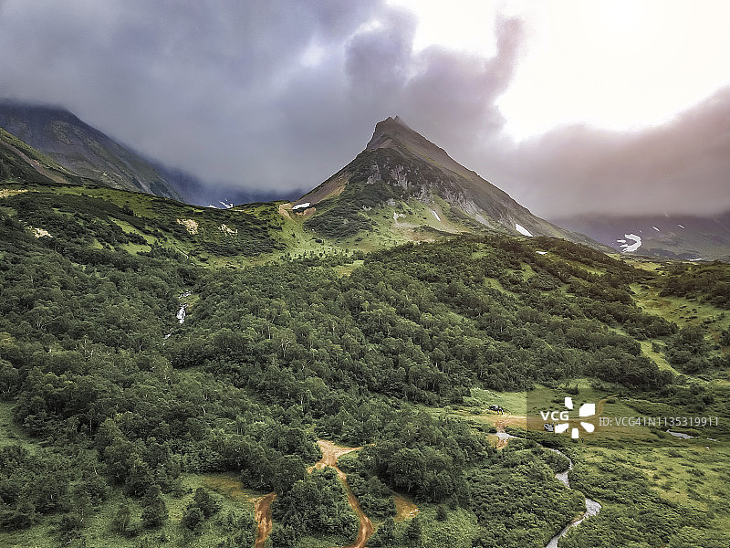 俄罗斯堪察加火山区山地景观航拍图片素材