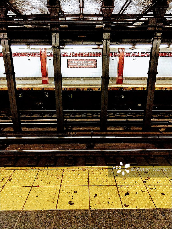 纽约市第34街车站的麦迪逊广场花园标志图片素材
