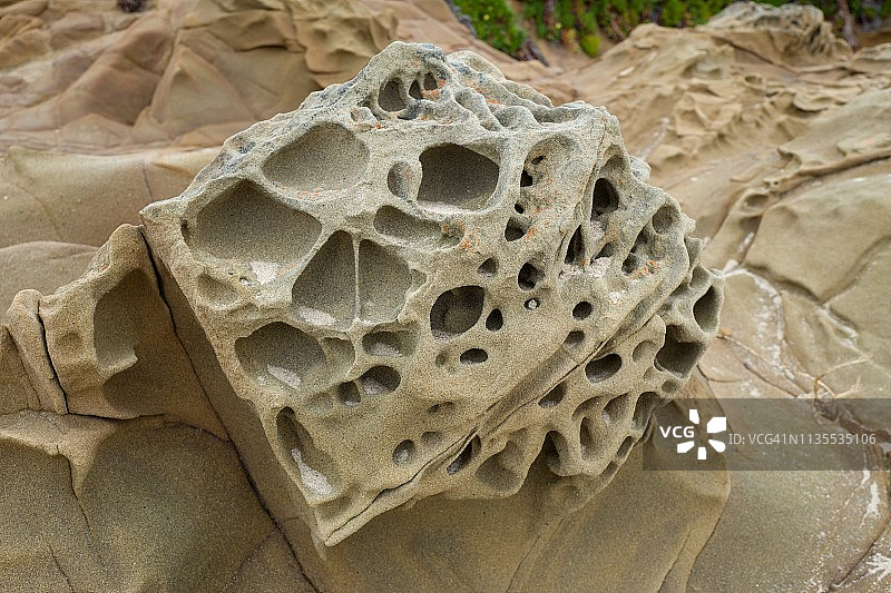 Tafoni岩石图片素材