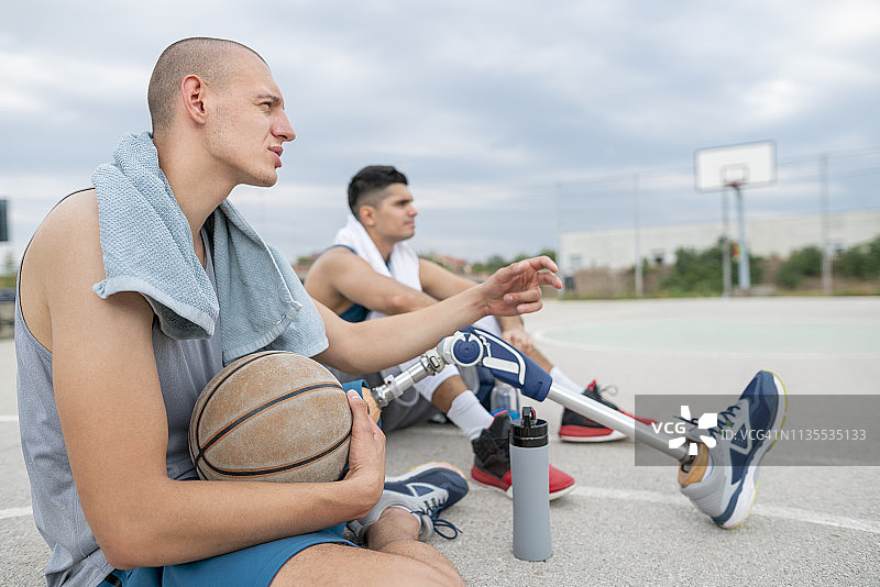 庭院新旧事图片素材