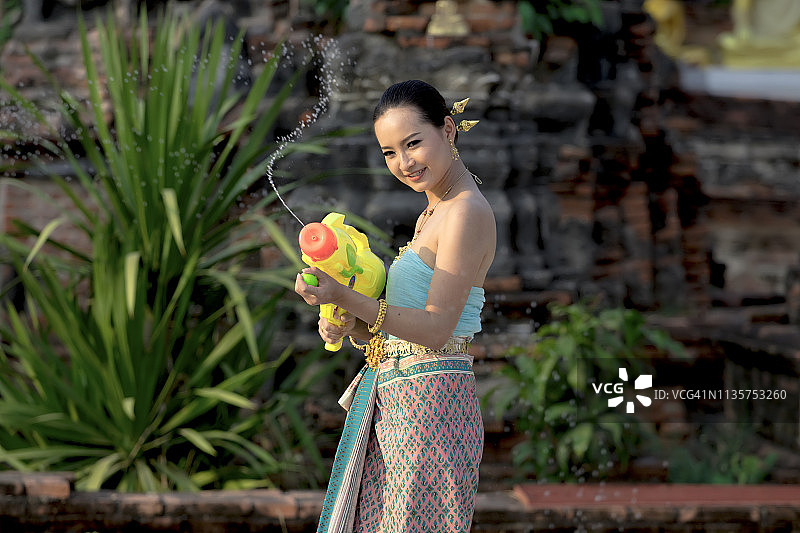 阿瑜陀耶泼水节图片素材