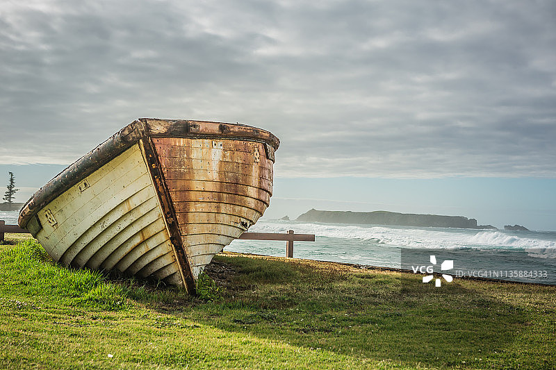 诺福克岛生锈的捕鲸船和渔船图片素材