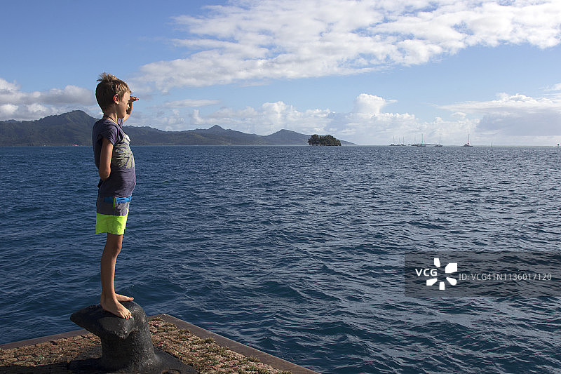 海边儿童肖像图片素材