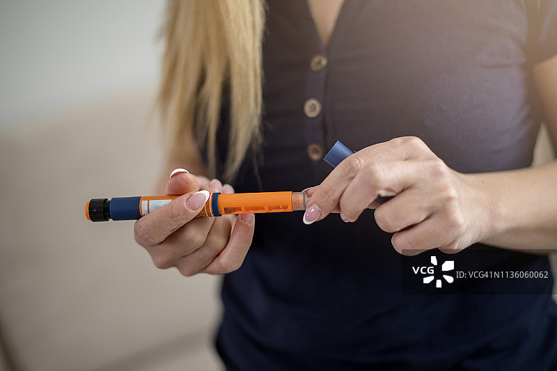 胰岛素笔注射图片素材