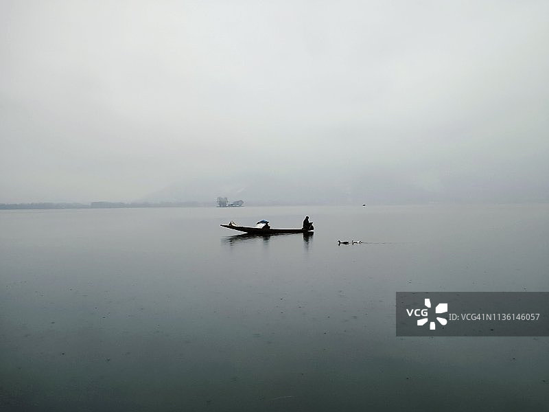 寂静日图片素材