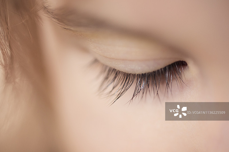 儿童睫毛特写图片素材