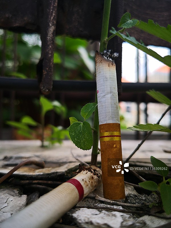 吸烟有害健康图片素材